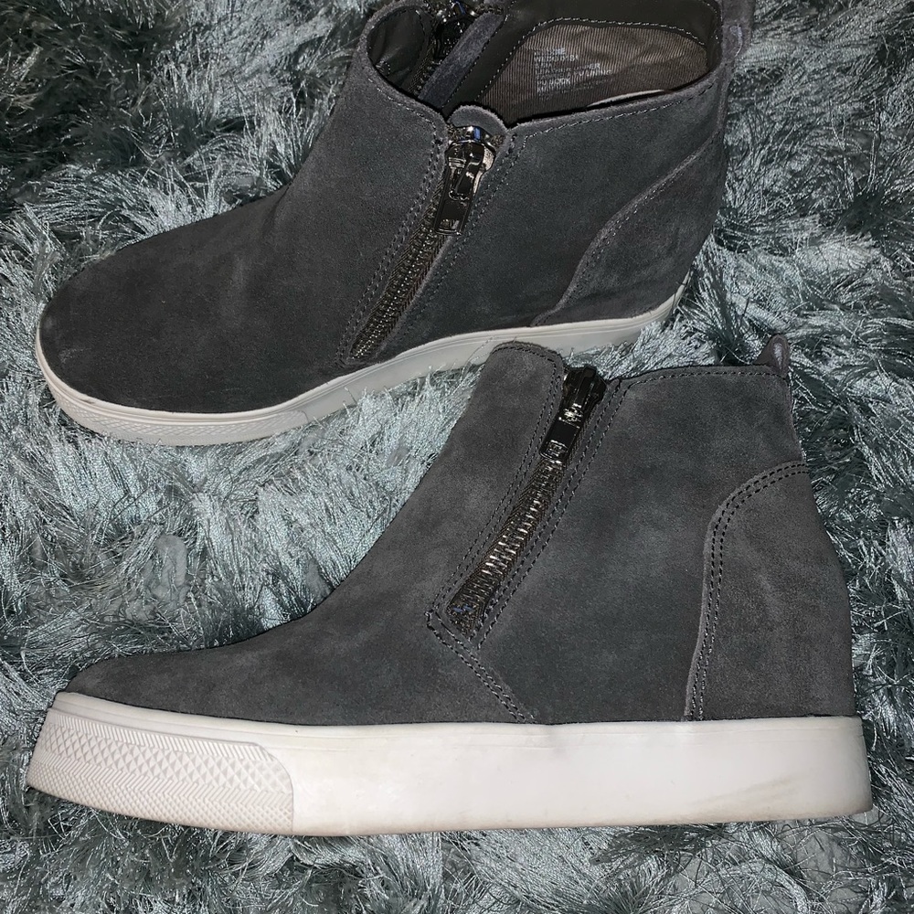 Steve Madden wedgie sneaker